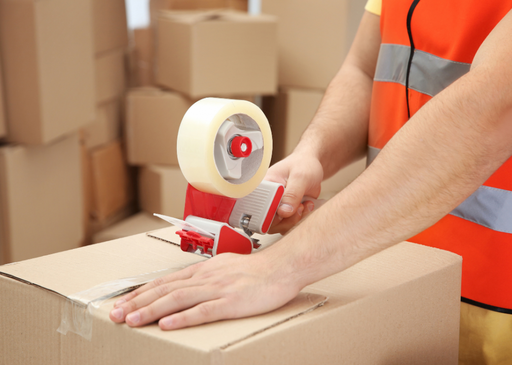 New Hampshire: Packers and packagers, hand